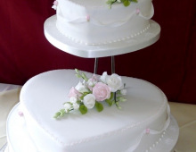 2-tier-heart-monkey