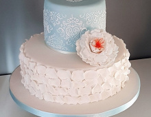 2-tiers-stack-icing-detailing