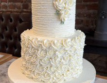 wedding-two-tier-buttercream
