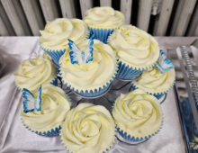 Cupcakes-roses-butterflies
