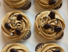 cupcakes-coffee