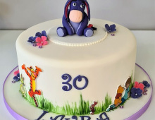 Adult-Eeyore-tigger-cake