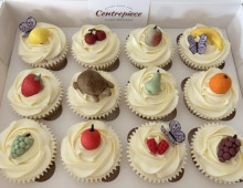 cupcakes-birthday-fruits-and-garden