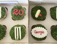individuals-cricket-cupcakes