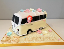 Adult-VW-bus-cake