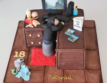 Adult-novelty-desk-computer-cake