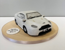 Astin-Martin-cake-car