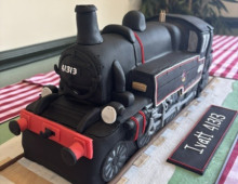 Novelty-black-train