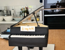 Piano-birthday-cake