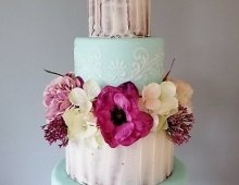 Fine-icing-buttercream-stacked