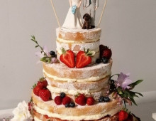Naked-wedding-cake-bunting-topper