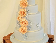 Classic-large-roses-cascade