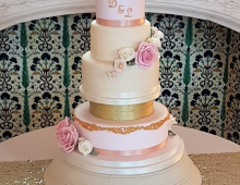 Stacked-separator-floral-gold