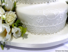 tall-floral-icing-detail