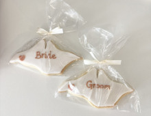 Favours-burnt-orange-writing
