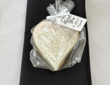 favour-heart-Bride