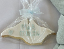 wedding-shortbread-initials-date