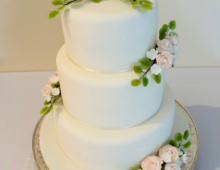 3-tiers-icing-flowers
