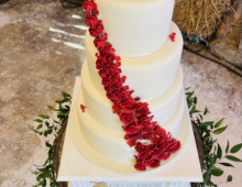 4-tier-red-roses-cascading-wedding