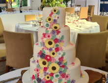 Four-tiers-stacked-floral-cascade