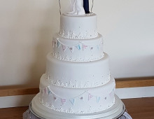 Stacked-bunting-fine-detailing