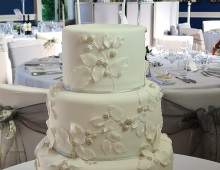 Stacked-three-tiers-foral-side-design