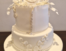 Two-tier-wedding-white-icing