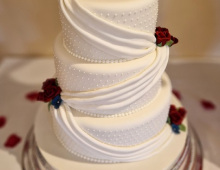 Wedding-3-tiers-drapes-spots